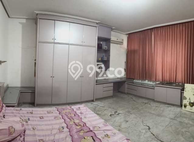 Rumah Mewah LB 600m2 Siap Huni Desain Elegan di Dharma Husada, Surabaya Rumah Mewah LB 600m2 Siap Huni Desain Elegan di Dharma Husada, Surabaya