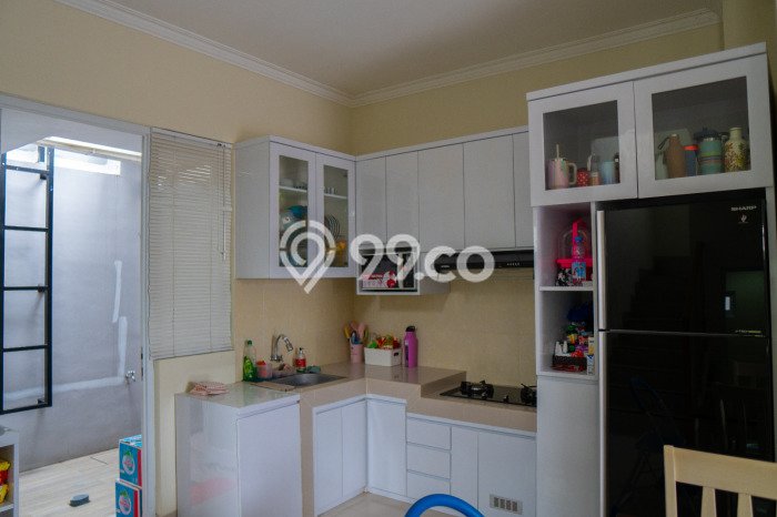 Rumah Harga Nego 5 Kamar Tidur di Kawasan Residential Sleman, Sleman Rumah Harga Nego 5 Kamar Tidur di Kawasan Residential Sleman, Sleman