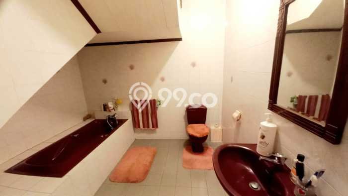 Hunian Elit LB 250m2 Siap Huni Desain Elegan di Lebak Bulus, Jakarta Selatan Hunian Elit LB 250m2 Siap Huni Desain Elegan di Lebak Bulus, Jakarta Selatan