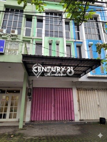 Ruko Disewa di Malang dengan LB 180m2 Area Komersial Ramai Ruko Disewa di Malang dengan LB 180m2 Area Komersial Ramai