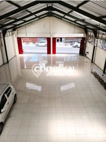 Disewakan Komersial di Kawasan Ramai Kediri Luas 500m2 Disewakan Komersial di Kawasan Ramai Kediri Luas 500m2
