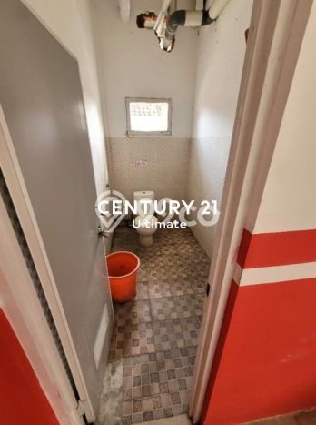 Ruko disewakan lokasi strategis Lowokwaru Malang 144m2 Ruko disewakan lokasi strategis Lowokwaru Malang 144m2