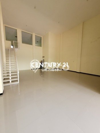 Disewakan Ruko di Kawasan Ramai Malang Kota Luas 200m2 Disewakan Ruko di Kawasan Ramai Malang Kota Luas 200m2