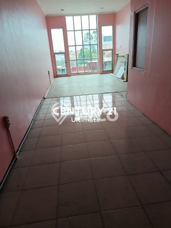 Ruko Disewa di Malang dengan LB 180m2 Area Komersial Ramai Ruko Disewa di Malang dengan LB 180m2 Area Komersial Ramai