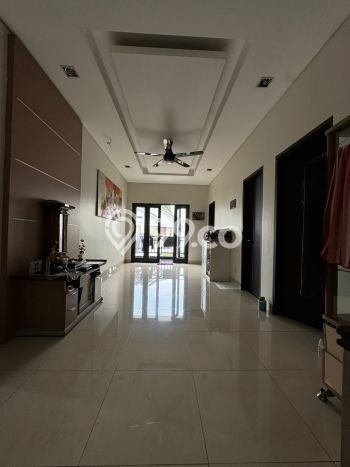 Rumah Elit Modern Tanpa Renovasi di Lippo Karawaci Tangerang Rumah Elit Modern Tanpa Renovasi di Lippo Karawaci Tangerang