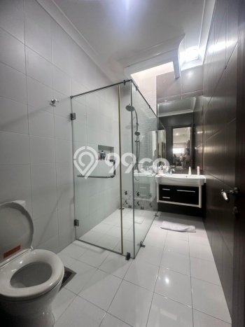 Ready to Use! Luxury House LT 393m2 Desain Elegan di Gading Serpong Pondok Hijau Golf Ready to Use! Luxury House LT 393m2 Desain Elegan di Gading Serpong Pondok Hijau Golf