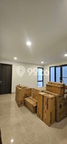 Rumah Elit Modern Tanpa Renovasi di BSD City Tangerang Rumah Elit Modern Tanpa Renovasi di BSD City Tangerang