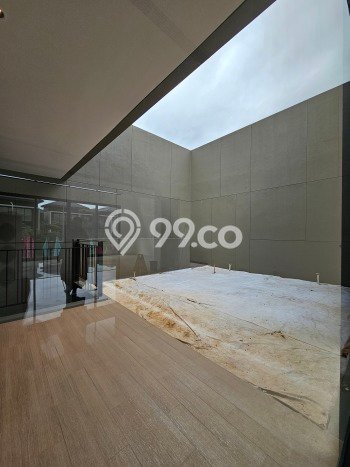 Ready to Use! Luxury House LT 381m2 Desain Modern di BSD City Ready to Use! Luxury House LT 381m2 Desain Modern di BSD City