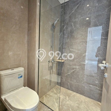 Ready to Use! Luxury House LT 381m2 Desain Modern di BSD City Ready to Use! Luxury House LT 381m2 Desain Modern di BSD City