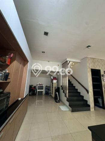 Rumah Elit Modern Tanpa Renovasi di Lippo Karawaci Tangerang Rumah Elit Modern Tanpa Renovasi di Lippo Karawaci Tangerang
