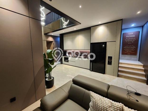 Rumah Elit Modern Siap Huni di BSD City Tangerang Rumah Elit Modern Siap Huni di BSD City Tangerang