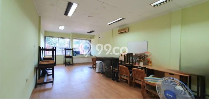 Ruko Disewakan di Kawasan Ramai Kelapa Gading, Jakarta Utara Ruko Disewakan di Kawasan Ramai Kelapa Gading, Jakarta Utara