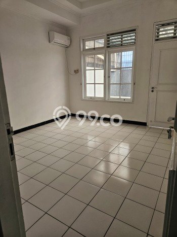 Disewakan segera rumah minimalis strategis 4 Kamar di Kelapa Gading, Jakarta Utara Disewakan segera rumah minimalis strategis 4 Kamar di Kelapa Gading, Jakarta Utara