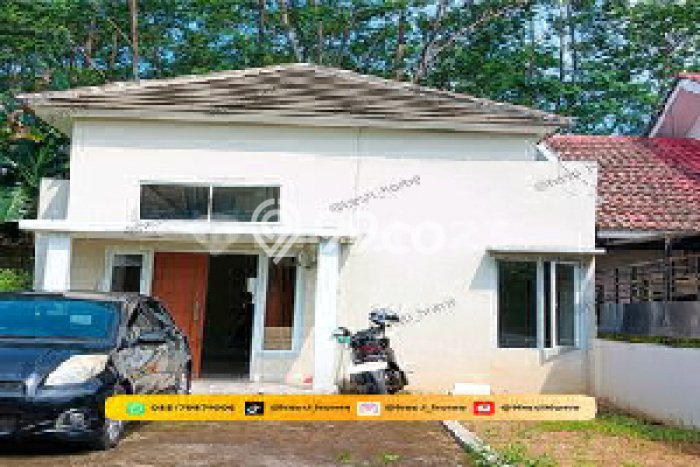 Properti Strategis 2 KT Luas Tanah 132m2m² di , Semarang Properti Strategis 2 KT Luas Tanah 132m2m² di , Semarang
