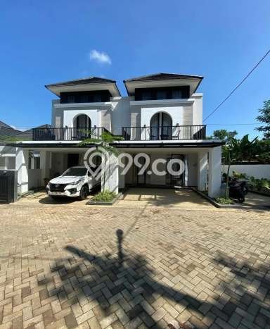 Rumah PREMIUM! di Banyumanik, Semarang, Luas 66m2m² Bangunan 72m2m², BISA KPR Rumah PREMIUM! di Banyumanik, Semarang, Luas 66m2m² Bangunan 72m2m², BISA KPR