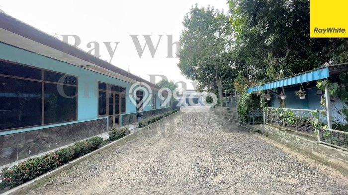 Lokasi Strategis! Dijual Pabrik Bisnis di Curug, Tangerang Kondisi Bagus Lokasi Strategis! Dijual Pabrik Bisnis di Curug, Tangerang Kondisi Bagus