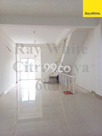 Ruko Dijual di Tangerang LT 80m2 & LB 164m2 Lokasi Terbaik! Ruko Dijual di Tangerang LT 80m2 & LB 164m2 Lokasi Terbaik!