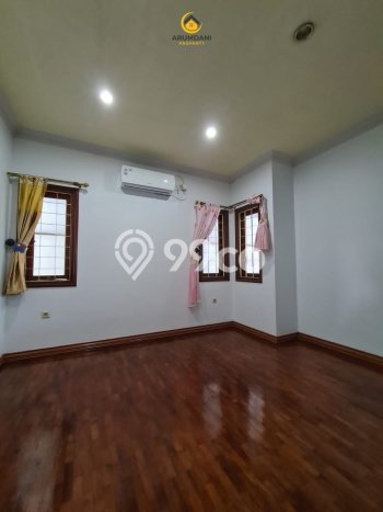HUNIAN IMPIAN! Rumah area , 5 KT, Bebas Macet, LT 420m2m² Bangunan 300m2m² HUNIAN IMPIAN! Rumah area , 5 KT, Bebas Macet, LT 420m2m² Bangunan 300m2m²