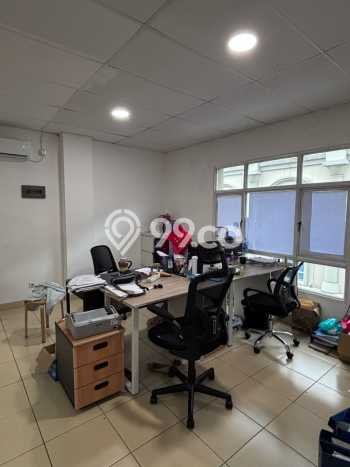 Ruko Bagus LT 68m2 LB 272m2 Dijual di Kebon Jeruk Jakarta Barat Ruko Bagus LT 68m2 LB 272m2 Dijual di Kebon Jeruk Jakarta Barat