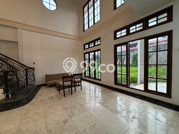 Hunian Mewah LB 390m2 Siap Pakai Desain Elegan di Banjar Wijaya, Tangerang Hunian Mewah LB 390m2 Siap Pakai Desain Elegan di Banjar Wijaya, Tangerang