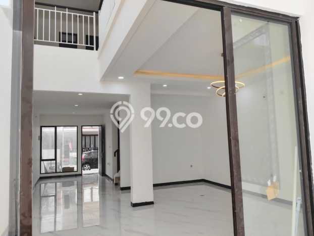 Rumah Elit LB 170m2 Siap Pakai Desain Elegan di Green Lake City, Jakarta Barat Rumah Elit LB 170m2 Siap Pakai Desain Elegan di Green Lake City, Jakarta Barat