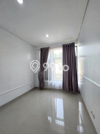 Ready to Use! Premium House LT 135m2 Desain Modern di BSD Ready to Use! Premium House LT 135m2 Desain Modern di BSD