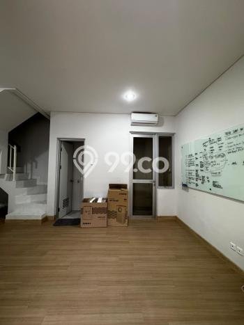 Dijual Rumah Eksklusif 2 KT di Gading Serpong, Tangerang Dijual Rumah Eksklusif 2 KT di Gading Serpong, Tangerang
