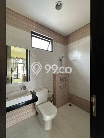 Ready to Use! Luxury House LT 112m2 Desain Modern di BSD Eminent Ready to Use! Luxury House LT 112m2 Desain Modern di BSD Eminent