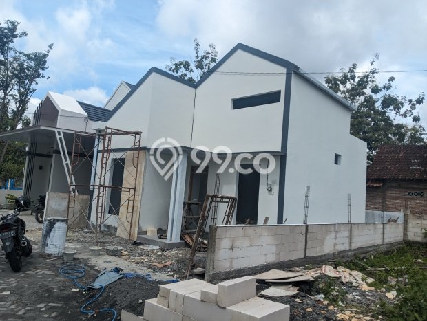 AREA TERSIBUK! Ruko Kawasan Wonosari, Luas 71m2m², Potensi Tinggi AREA TERSIBUK! Ruko Kawasan Wonosari, Luas 71m2m², Potensi Tinggi