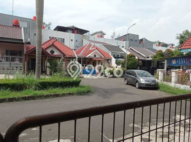 Rumah Modern Cantik 4 Kamar Siap Huni di Karawaci Rumah Modern Cantik 4 Kamar Siap Huni di Karawaci