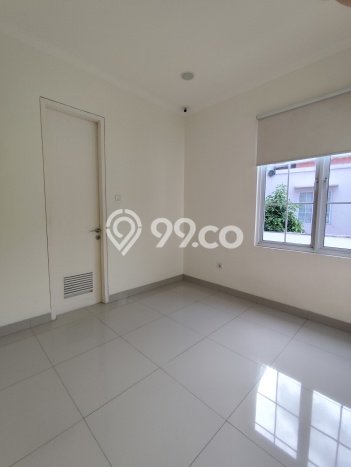 Disewakan! Rumah 3 Kamar Tidur &
4 Kamar Mandi di Gading Serpong, Tangerang Disewakan! Rumah 3 Kamar Tidur &
4 Kamar Mandi di Gading Serpong, Tangerang