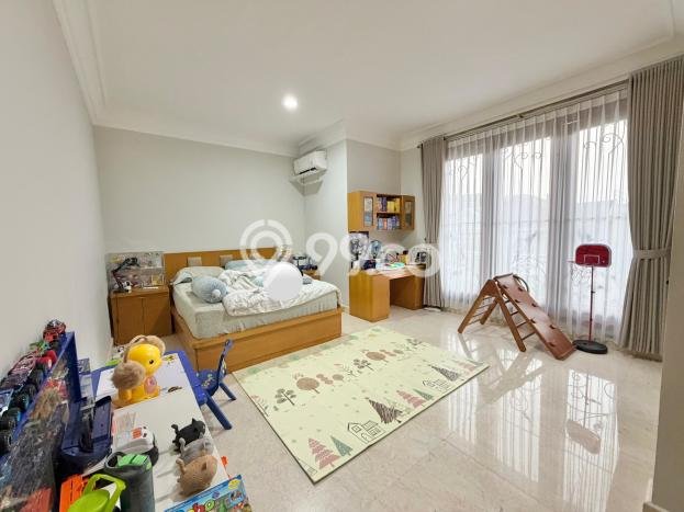 Rumah Mewah Dijual LT 310m2 di BSD, Tangerang Selatan Rumah Mewah Dijual LT 310m2 di BSD, Tangerang Selatan