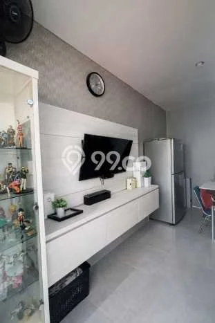 Jual Rumah Eksklusif 2 KT di Gading Serpong, Tangerang Jual Rumah Eksklusif 2 KT di Gading Serpong, Tangerang