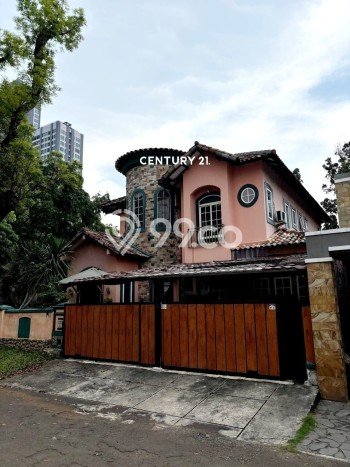 Rumah Elit LB 285m2 Siap Huni Desain Elegan di Sektor 9-Bintaro, Tangerang Selatan Rumah Elit LB 285m2 Siap Huni Desain Elegan di Sektor 9-Bintaro, Tangerang Selatan