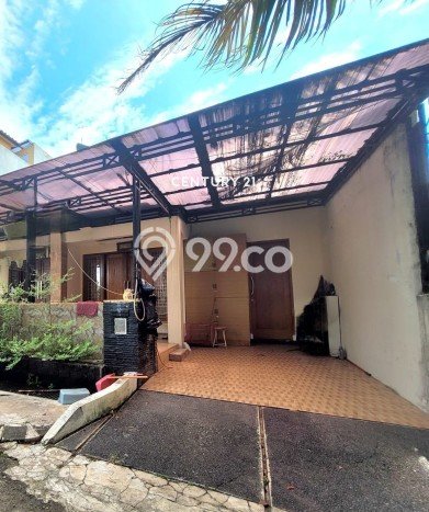 For Sale Hunian Rumah Nyaman 5 Kamar di Graha Raya Bintaro, Tangerang Selatan For Sale Hunian Rumah Nyaman 5 Kamar di Graha Raya Bintaro, Tangerang Selatan