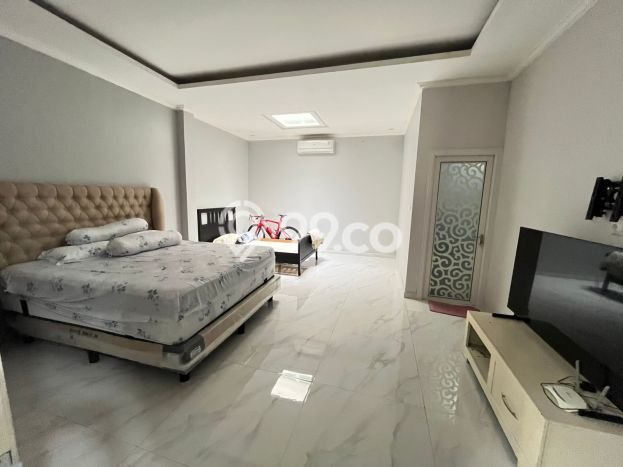 For Sale! Luxury House LT 120m2 Desain Modern di Sektor 9-Bintaro For Sale! Luxury House LT 120m2 Desain Modern di Sektor 9-Bintaro