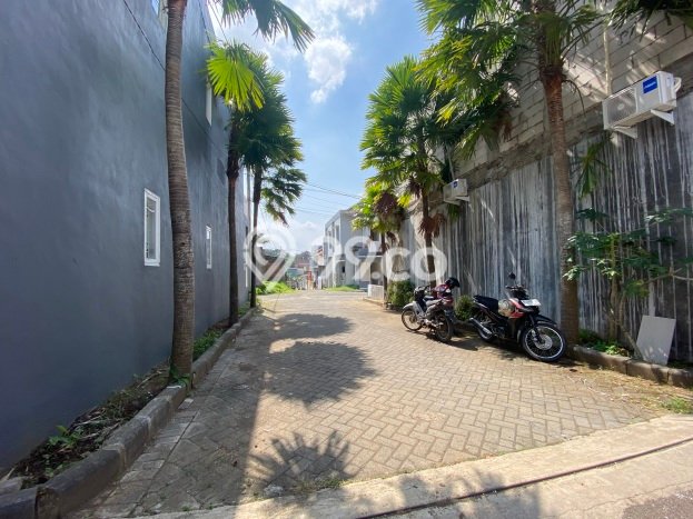 Dijual Segera Rumah Kost di Malang Kota, Malang 10 Kamar Dijual Segera Rumah Kost di Malang Kota, Malang 10 Kamar
