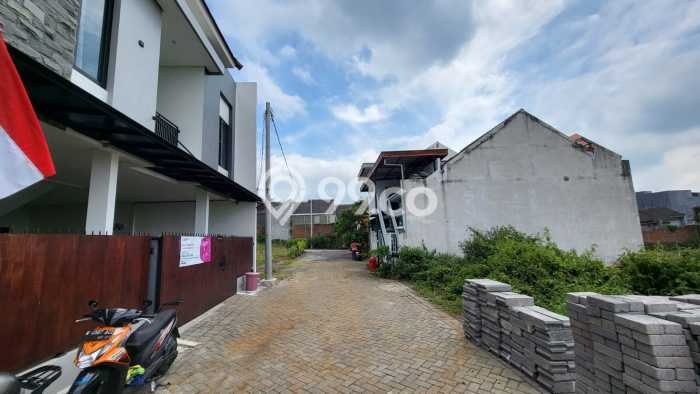Dijual Hunian Rumah Nyaman 10 Kamar di Merjosari, Malang Dijual Hunian Rumah Nyaman 10 Kamar di Merjosari, Malang