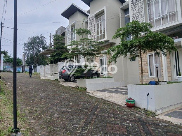AREA PREMIUM! Vila di , Area 83m2m², Pemandangan Menarik sekitar AREA PREMIUM! Vila di , Area 83m2m², Pemandangan Menarik sekitar