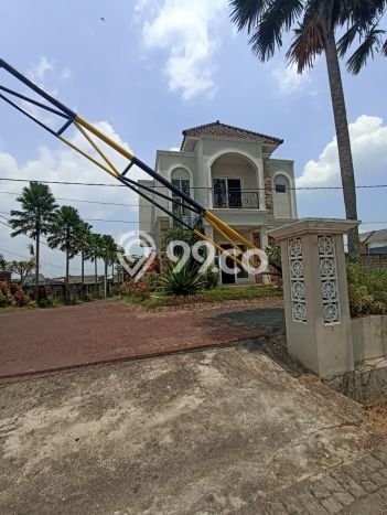 Jual Rumah Bagus Siap Huni LB 70m2 di Sukun, Malang Jual Rumah Bagus Siap Huni LB 70m2 di Sukun, Malang