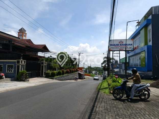 Cocok Untuk Investasi! For Sale Kost di Malang Kota 10 Kamar Cocok Untuk Investasi! For Sale Kost di Malang Kota 10 Kamar