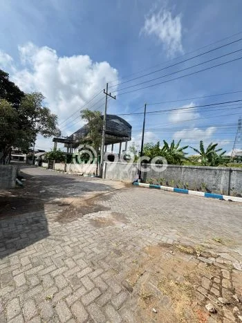 Kost Dijual di Malang Kota dengan 8 KT dan Luas 150m2 Kost Dijual di Malang Kota dengan 8 KT dan Luas 150m2