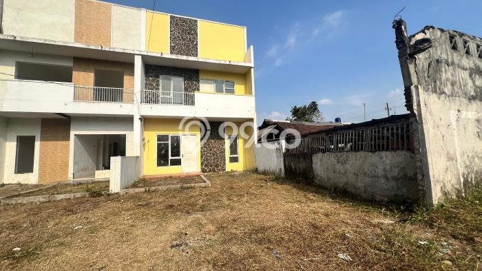 Dijual Tanah Lokasi Malang Kota, Malang Seluas 100m2 Dijual Tanah Lokasi Malang Kota, Malang Seluas 100m2