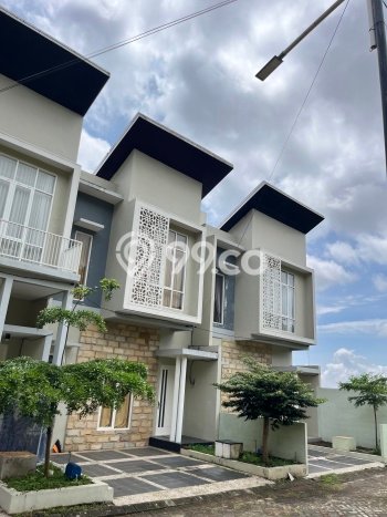 Vila di , Luas 105m2m², Cocok untuk tempat tinggal keluarga Vila di , Luas 105m2m², Cocok untuk tempat tinggal keluarga