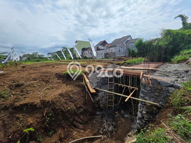 Unit Kost Dijual di Malang Spesifikasi 10 Kamar Tidur dan Kawasan Ramai Unit Kost Dijual di Malang Spesifikasi 10 Kamar Tidur dan Kawasan Ramai