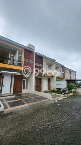 Tersedia Vila di Junrejo, Luas 105m2m², Dekat mudah transportasi Tersedia Vila di Junrejo, Luas 105m2m², Dekat mudah transportasi