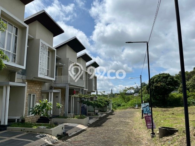 AREA PREMIUM! Vila di , Luas 66m2m², Pemandangan Menarik sekitar AREA PREMIUM! Vila di , Luas 66m2m², Pemandangan Menarik sekitar