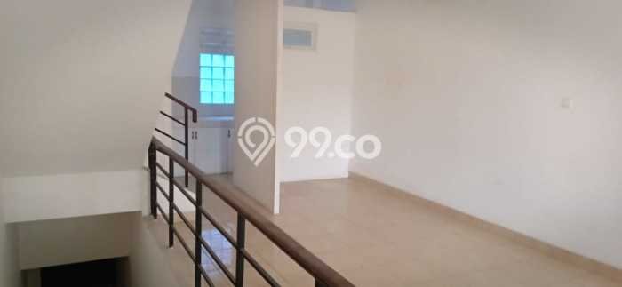 LOKASI TERBAIK! Ruko Kawasan , Luas 202m2m², Area Komersial LOKASI TERBAIK! Ruko Kawasan , Luas 202m2m², Area Komersial