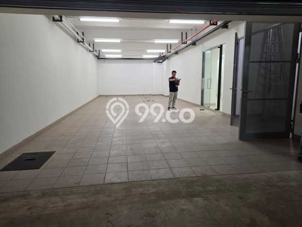 Unit Kantor Disewa Lokasi BSD, Tangerang Selatan Spesifikasi Luas Bangunan 583m2 Unit Kantor Disewa Lokasi BSD, Tangerang Selatan Spesifikasi Luas Bangunan 583m2