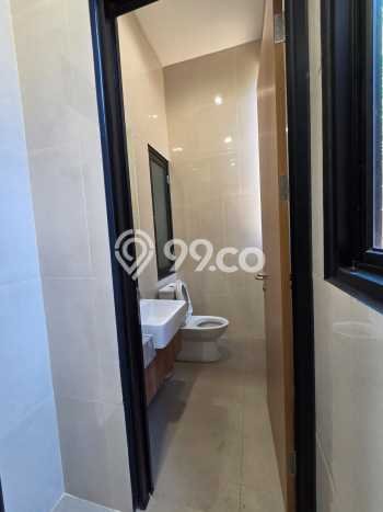 Unit Kantor Disewa Lokasi BSD, Tangerang Selatan Spesifikasi Luas Bangunan 583m2 Unit Kantor Disewa Lokasi BSD, Tangerang Selatan Spesifikasi Luas Bangunan 583m2